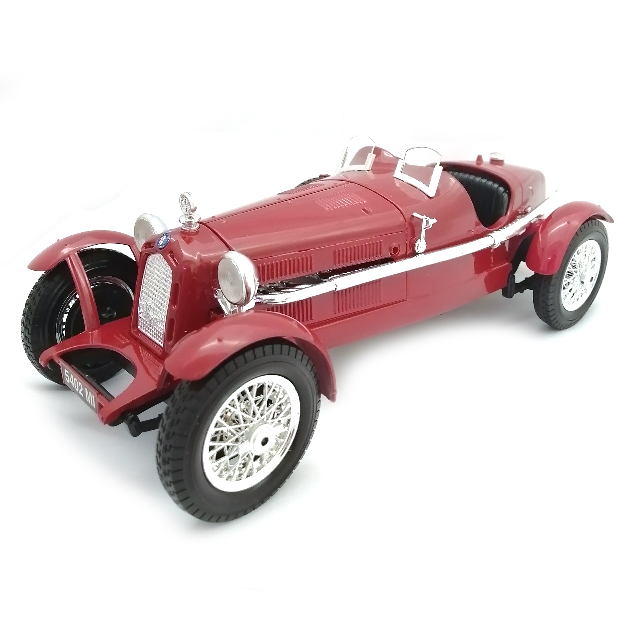 

Коллекционная модель автомобиля Bburago Alfa Romeo 8C 2300 Monza, масштаб 1:18, 18-12065