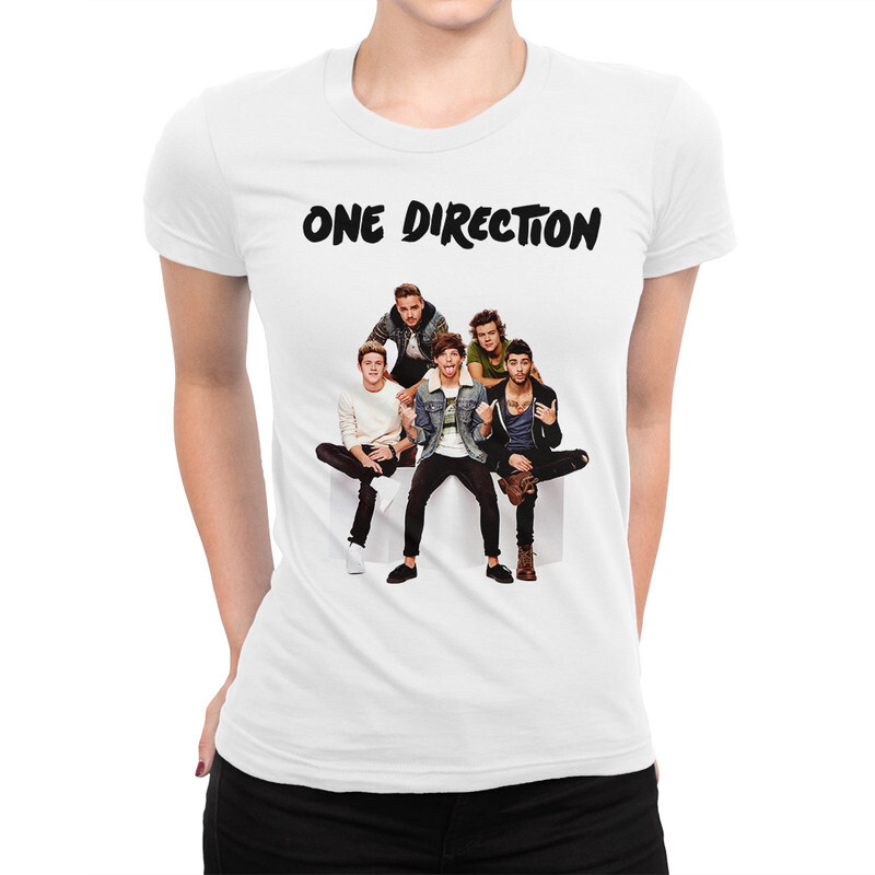 Белый женский футболок 3XL от DS Apparel с символикой One Direction, артикул 9898928-1.