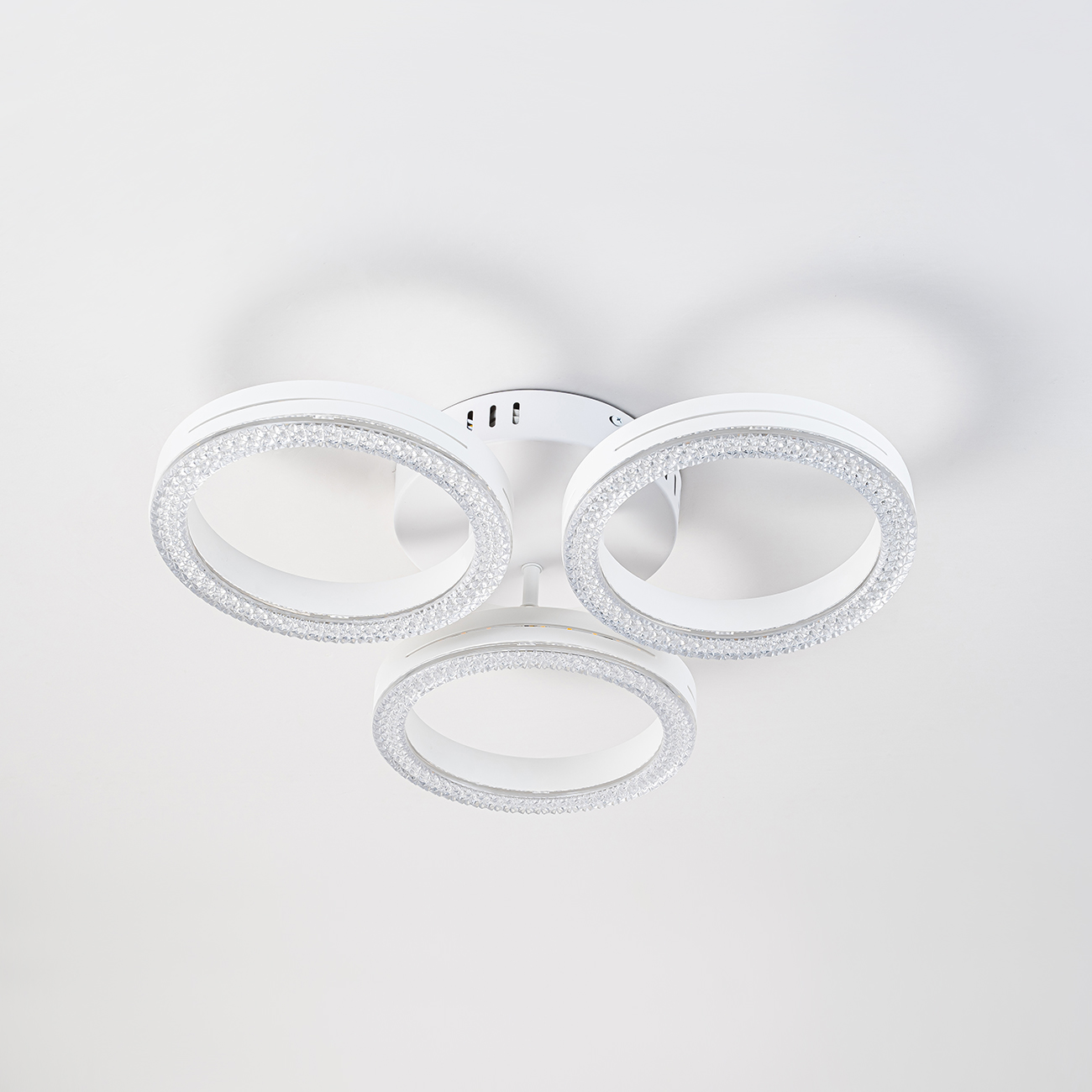 

Потолочная люстра Escada FIANIT 10282/3LED, 10282/3LED