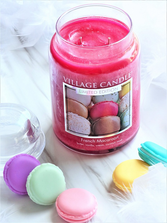 фото Ароматическая свеча village candle "french macaron", большая