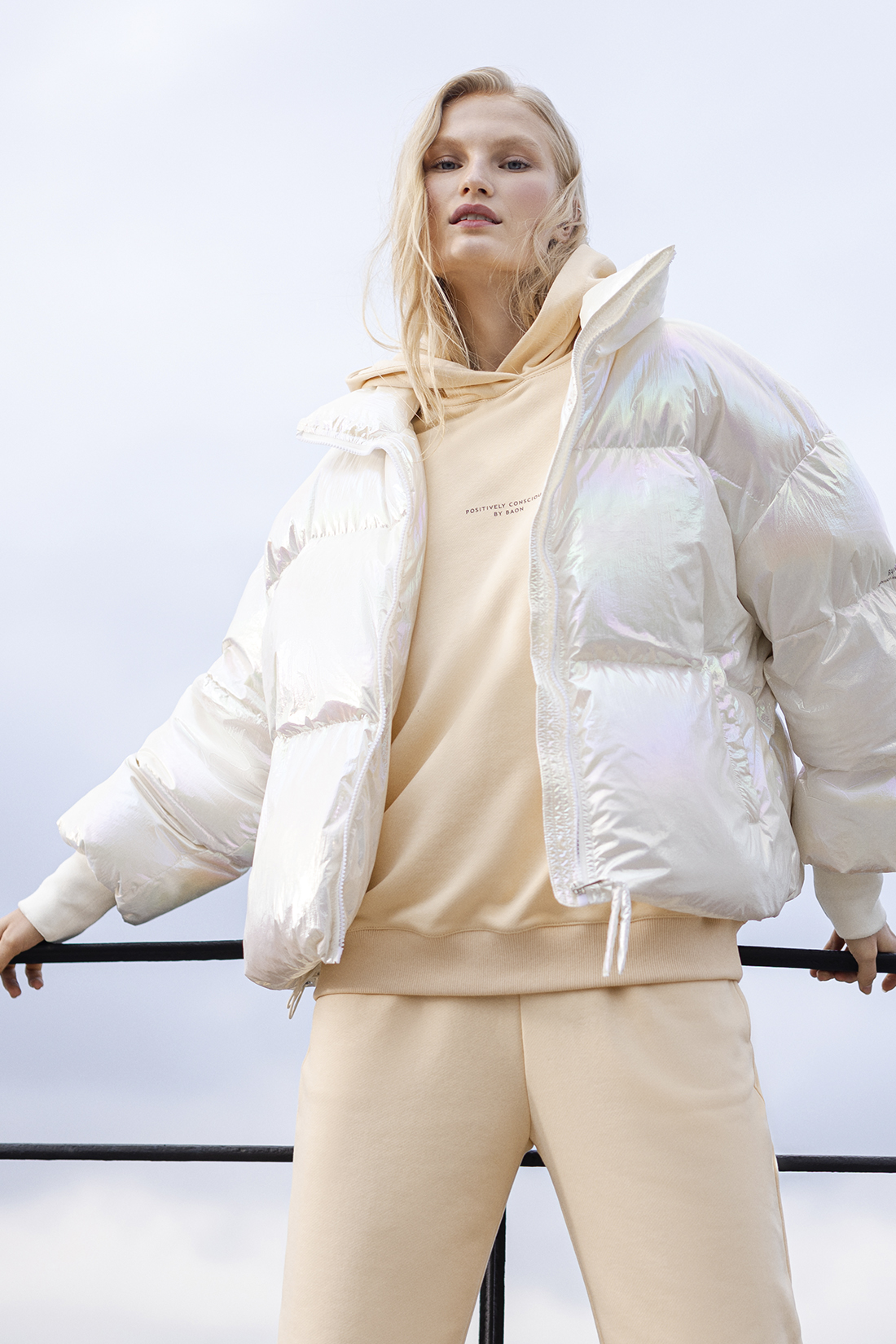 фото Куртка женская baon b001611 бежевая xs