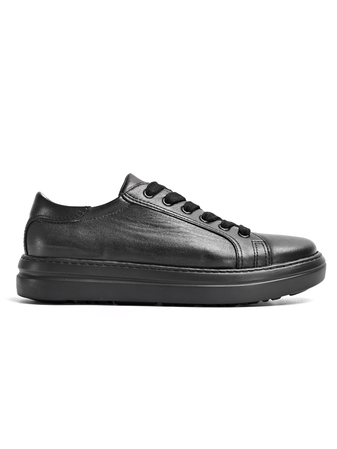 

Кеды женские Ионесси 8-4267-011 черные 38 RU, Черный, 8-4267-011