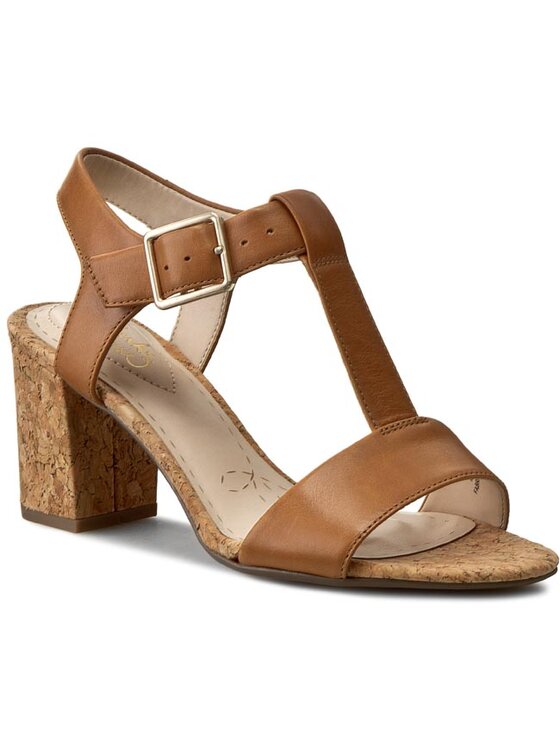 

Босоножки Smart Deva 261176914 Clarks Коричневый 38 EU, Smart Deva 261176914