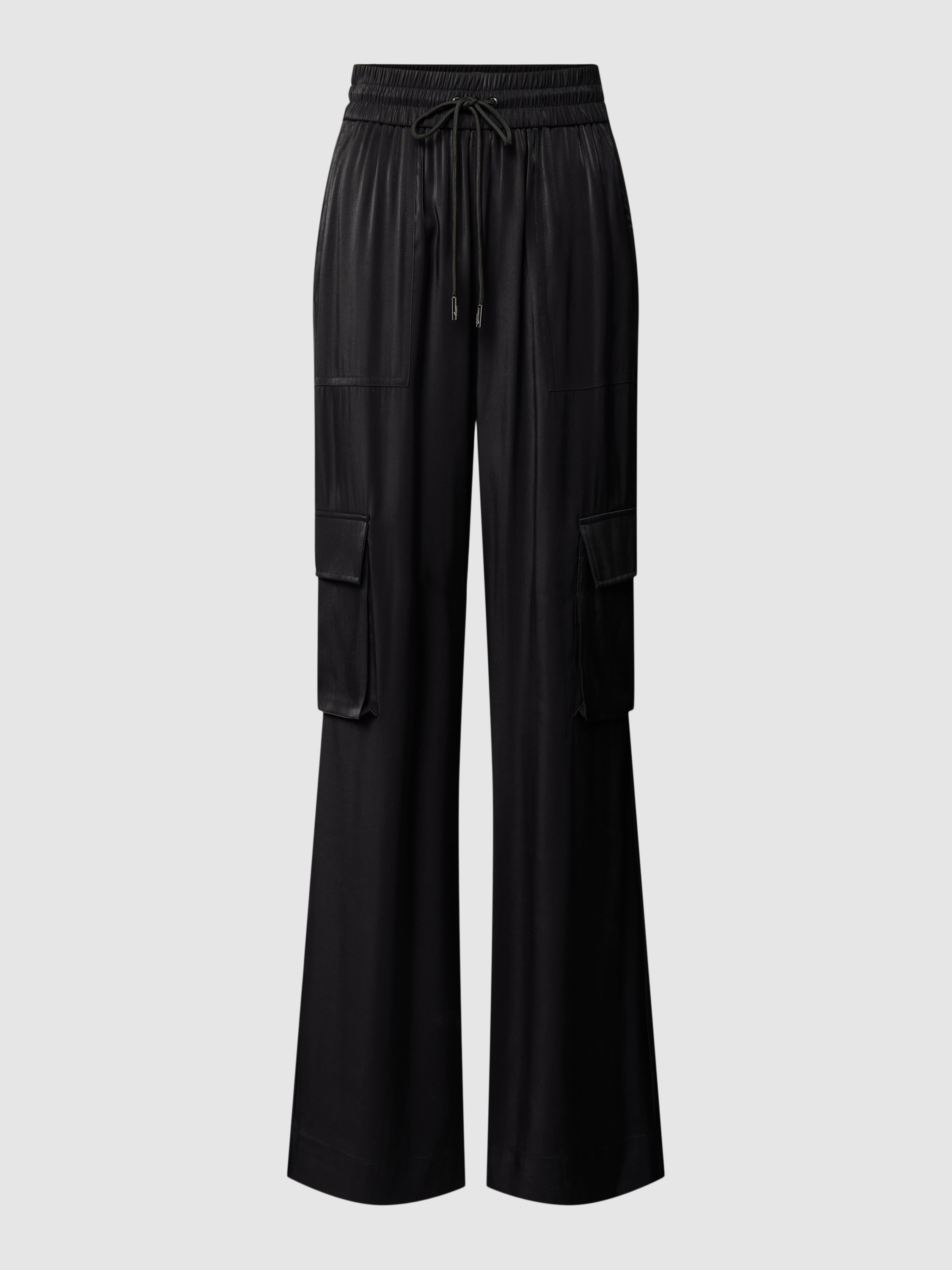 

Брюки женские Guess 1831022 черные L (доставка из-за рубежа), Черный, 1831022