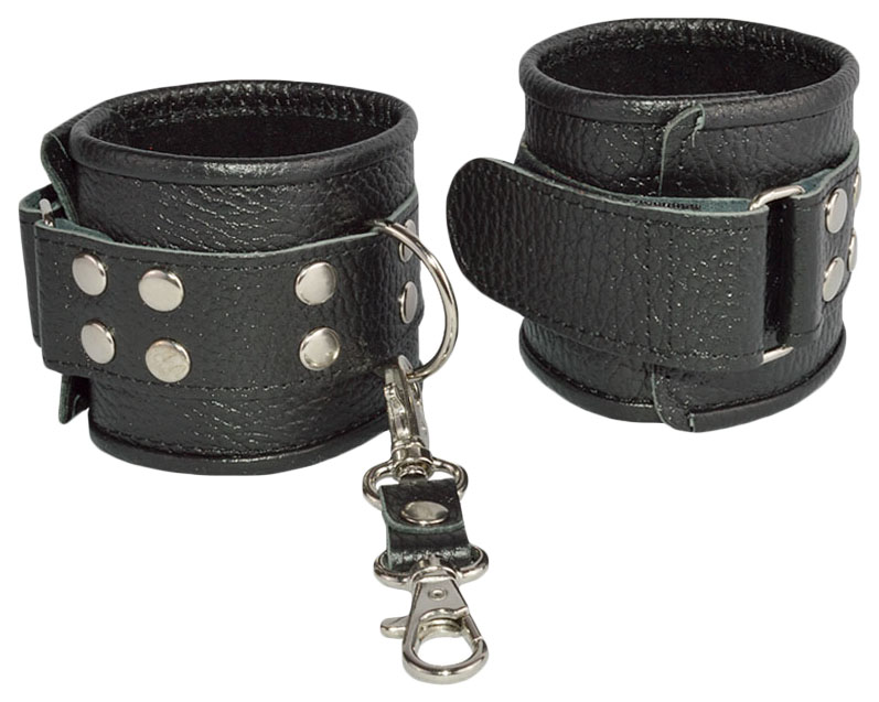Эротические наручники Sitabella с двумя карабинами кожаные черные