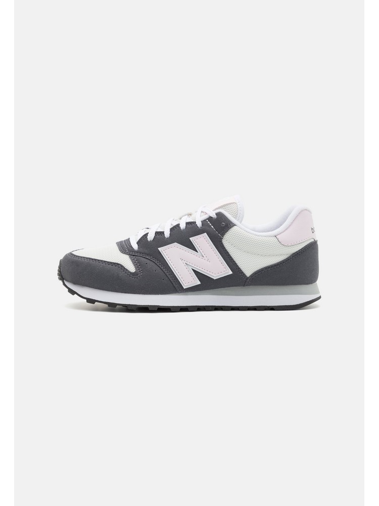 

Кроссовки женские New Balance NB 500 черные 40.5 EU, Черный, NB 500