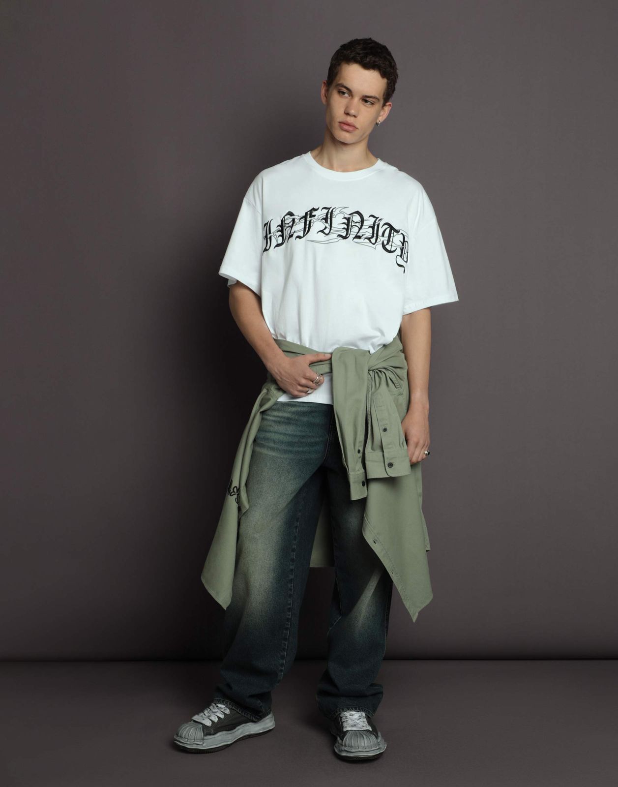 

Футболка для мальчика Gloria Jeans BKT015082 белый 10-12л/152, BKT015082