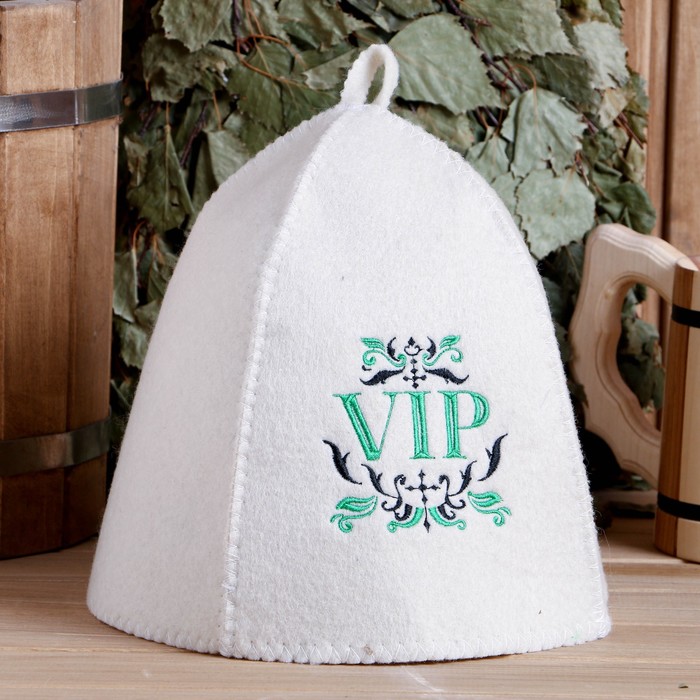 

Шапка для бани с вышивкой VIP