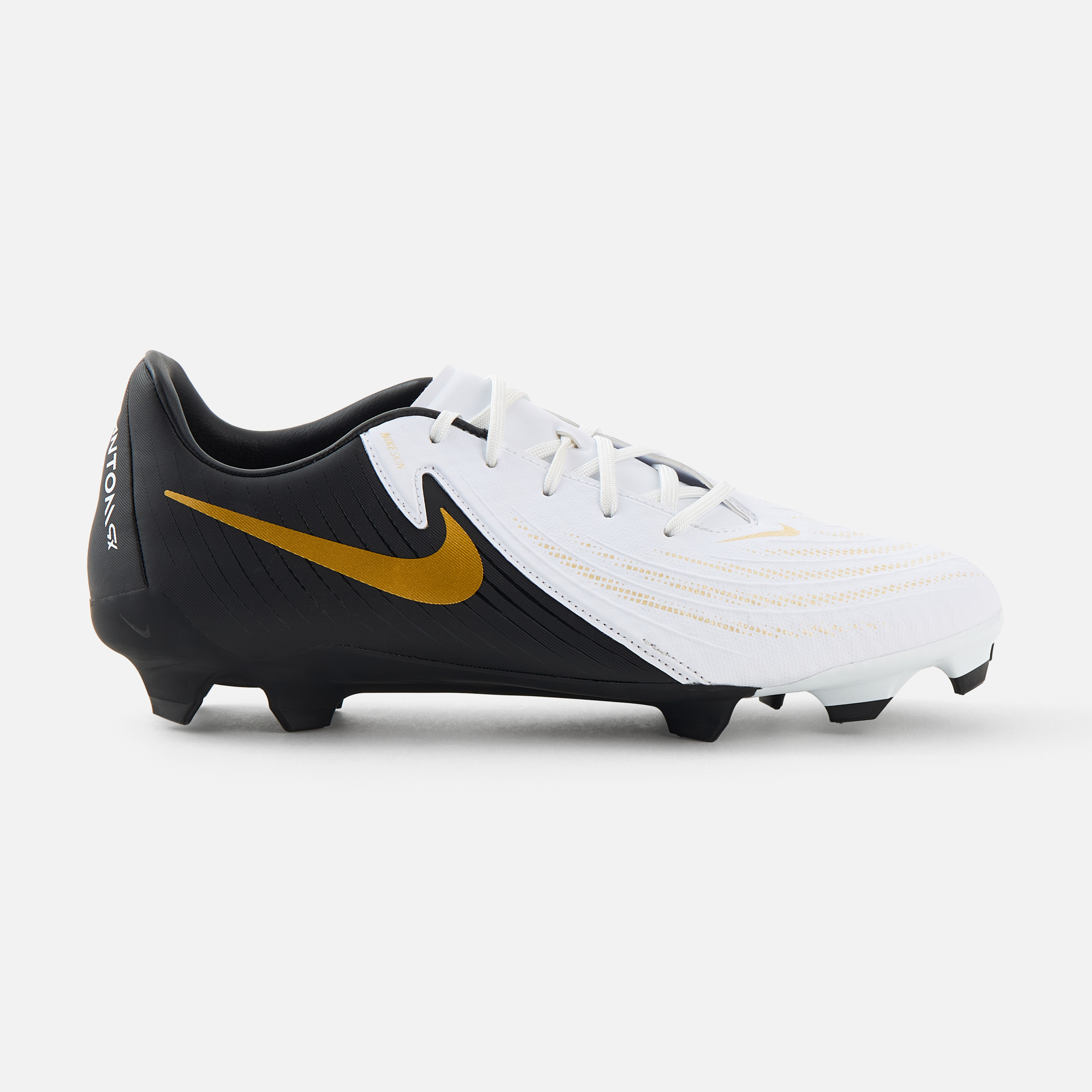 Бутсы мужские Nike Phantom GX II Academ FD6723-100 бело-черные 105 UK 9810₽