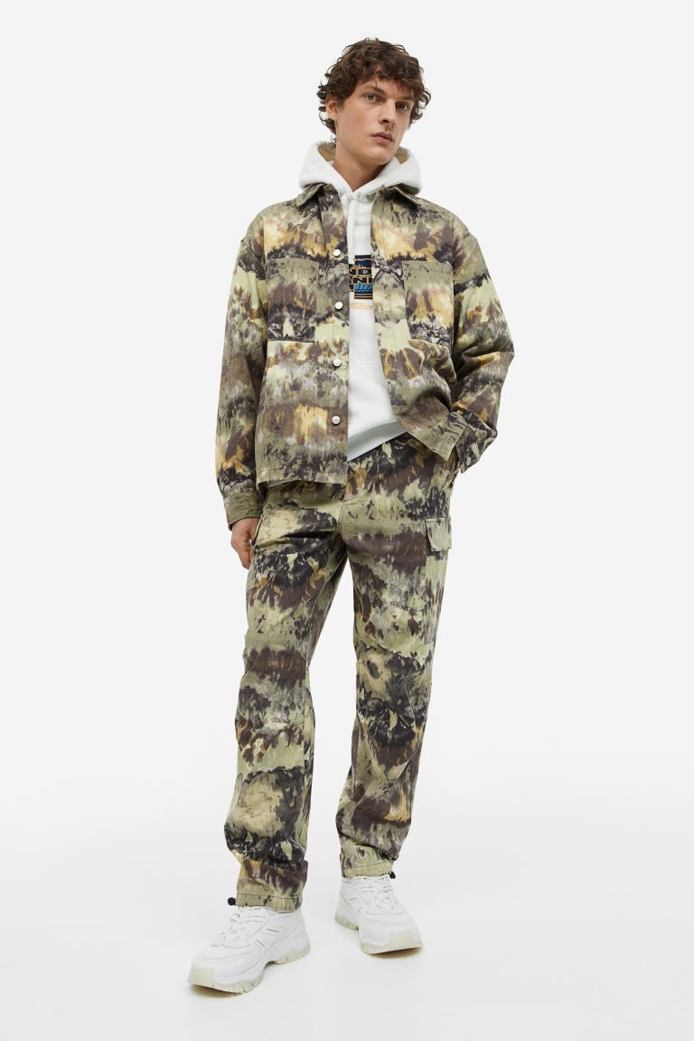 

Брюки мужские H&M 1106189005 хаки M (доставка из-за рубежа), 1106189005