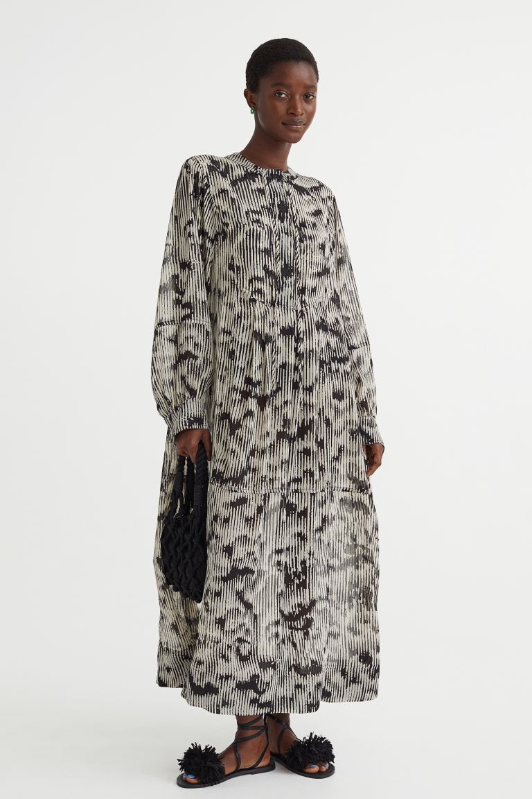 

Платье женское H&M 1106300001 черное XS (доставка из-за рубежа), Черный, 1106300001