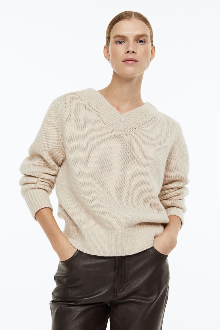 

Пуловер женский H&M 1106566002 бежевый M (доставка из-за рубежа), 1106566002