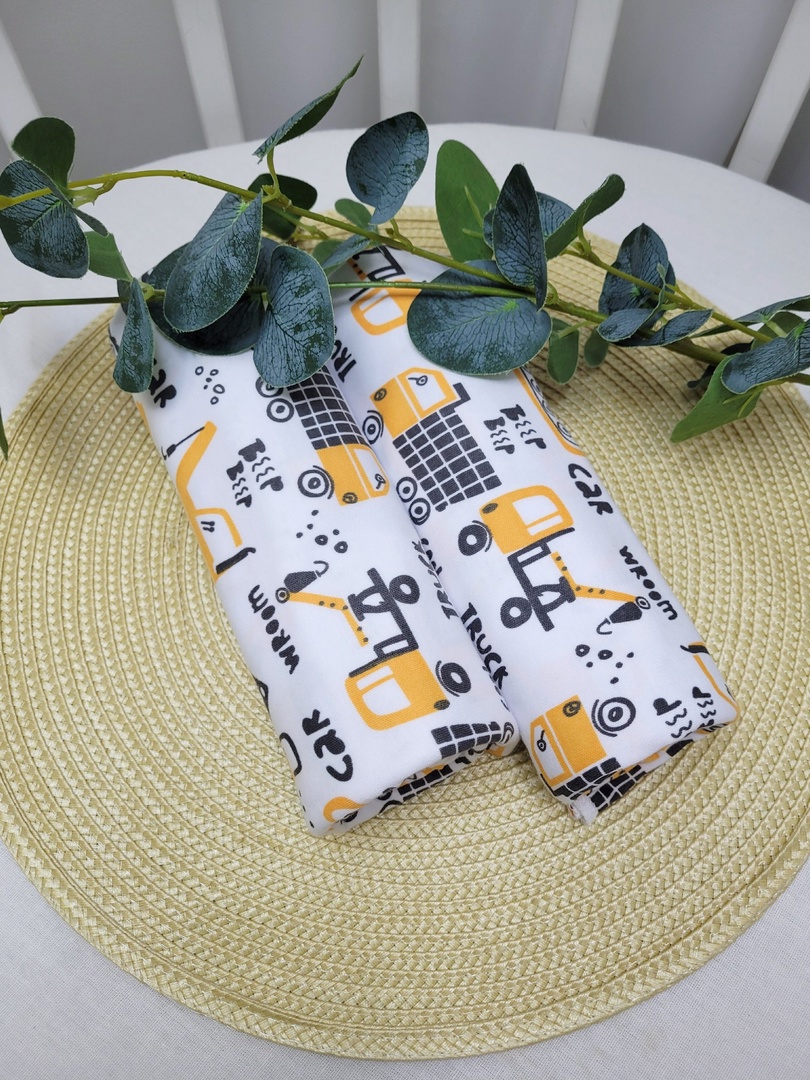 Набор пелёнок из интерлока Тракторы на белом 2шт 90x100см