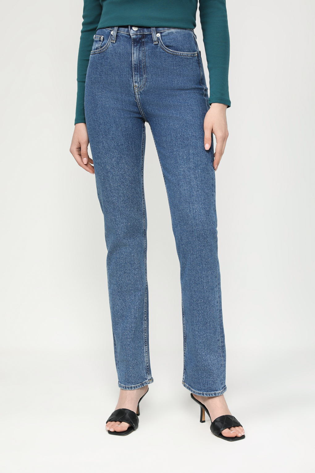 

Джинсы женские Calvin Klein Jeans J20J222777 синие 26, Синий, J20J222777