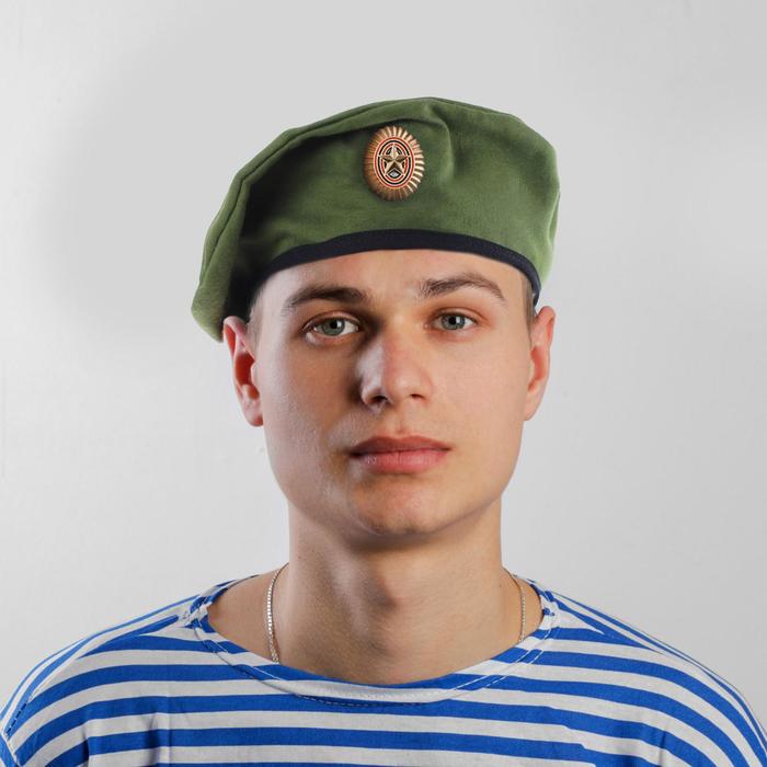 

Берет зелёный с кокардой + уголок триколор, для взрослых