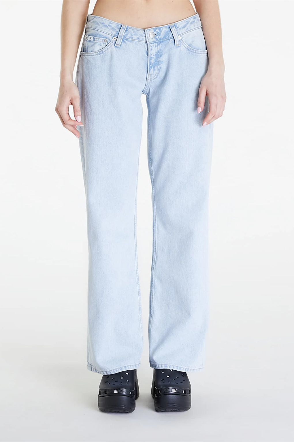 

Джинсы женские Calvin Klein Jeans J20J223306 синие 29, Синий, J20J223306