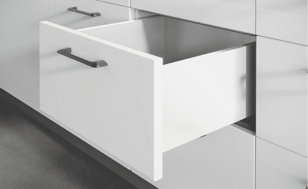 

AXIS PRO L-550 мм, высокий H-167 мм, белый