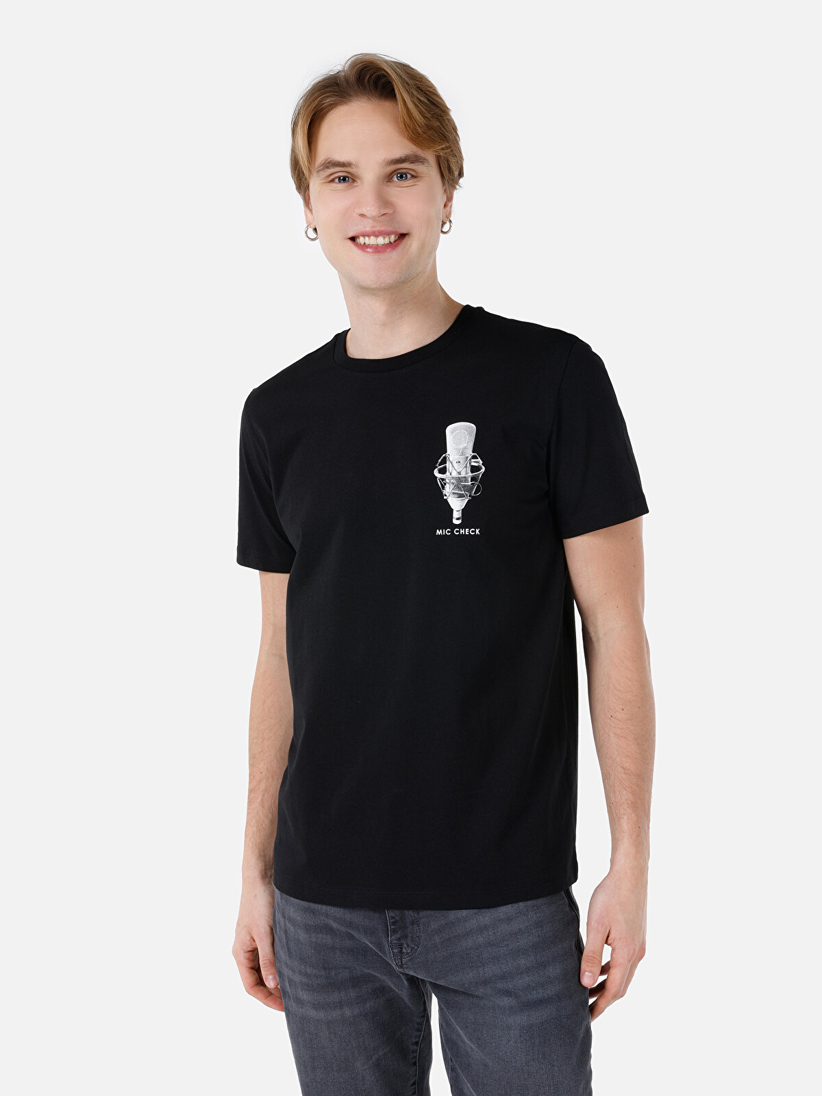

Футболка мужская Colin's CL1068522 черная 2XL, Черный, CL1068522