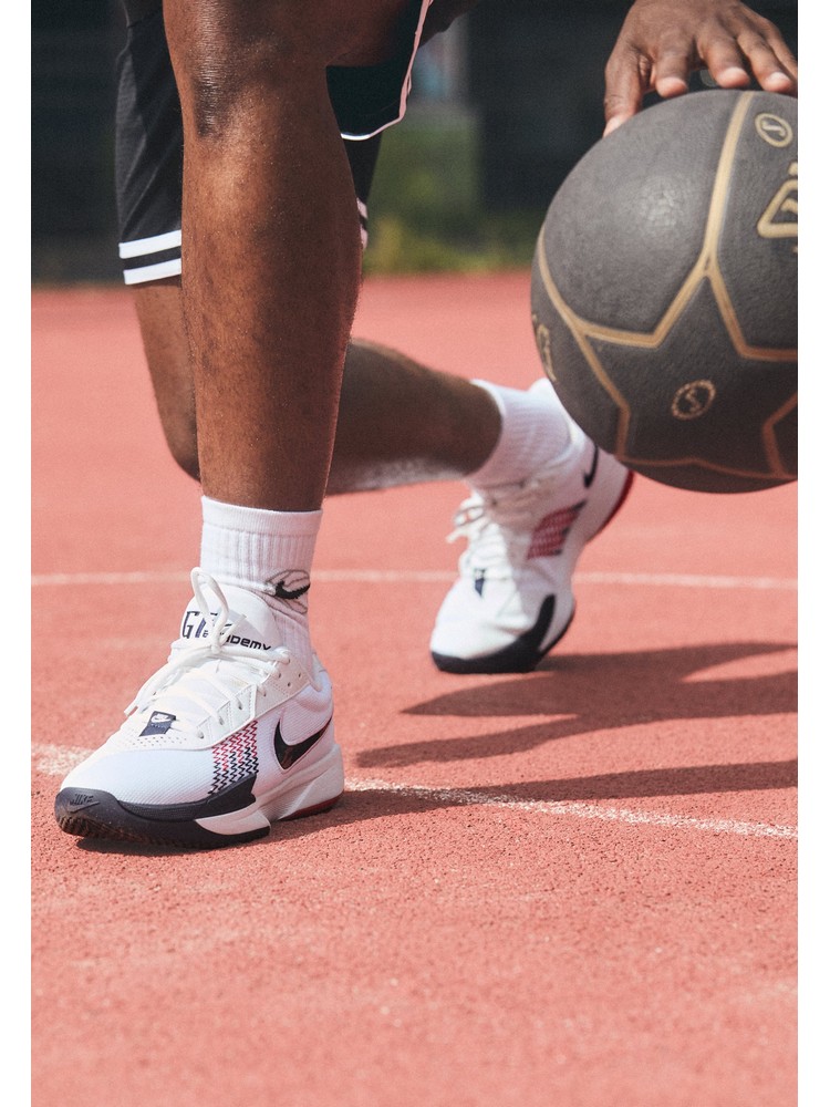 

Кроссовки унисекс Nike N1242A2O9 белые 40.5 EU, Белый, N1242A2O9