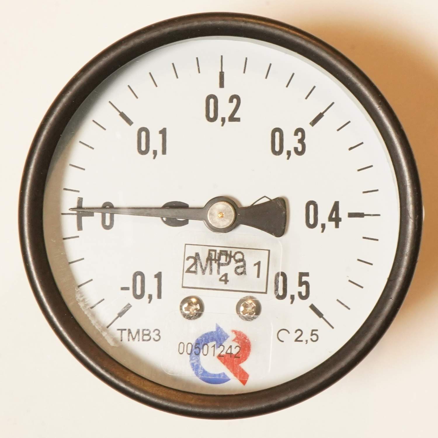 

Мановакуумметр от -0,1МРа до +0,5МРa, 63 мм, G1/4, сзади, корпус сталь, manometr-0.1+0.5-csadi
