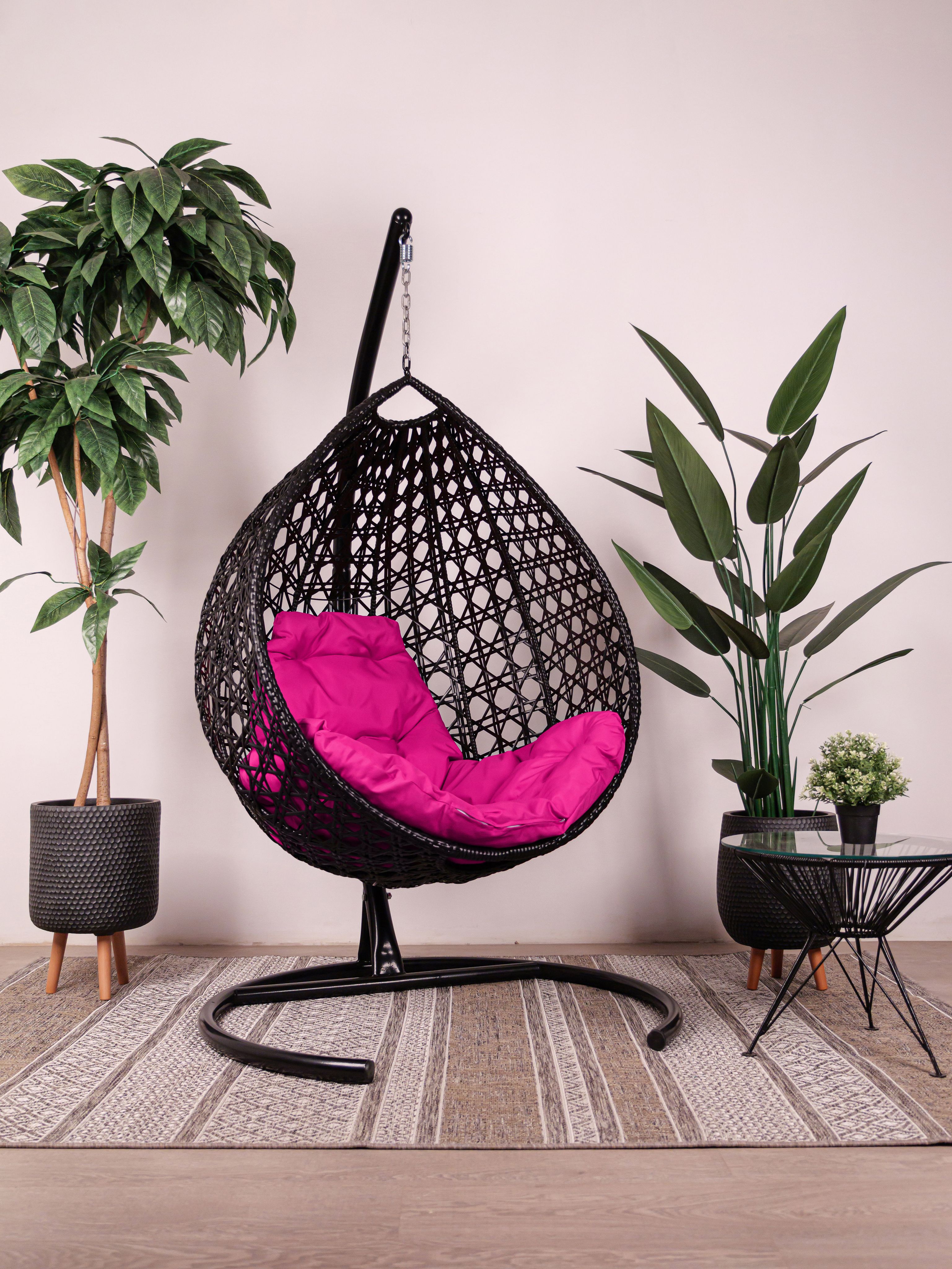 Подвесное кресло чёрное, Премиум, ротанг 23071602 розовая подушка