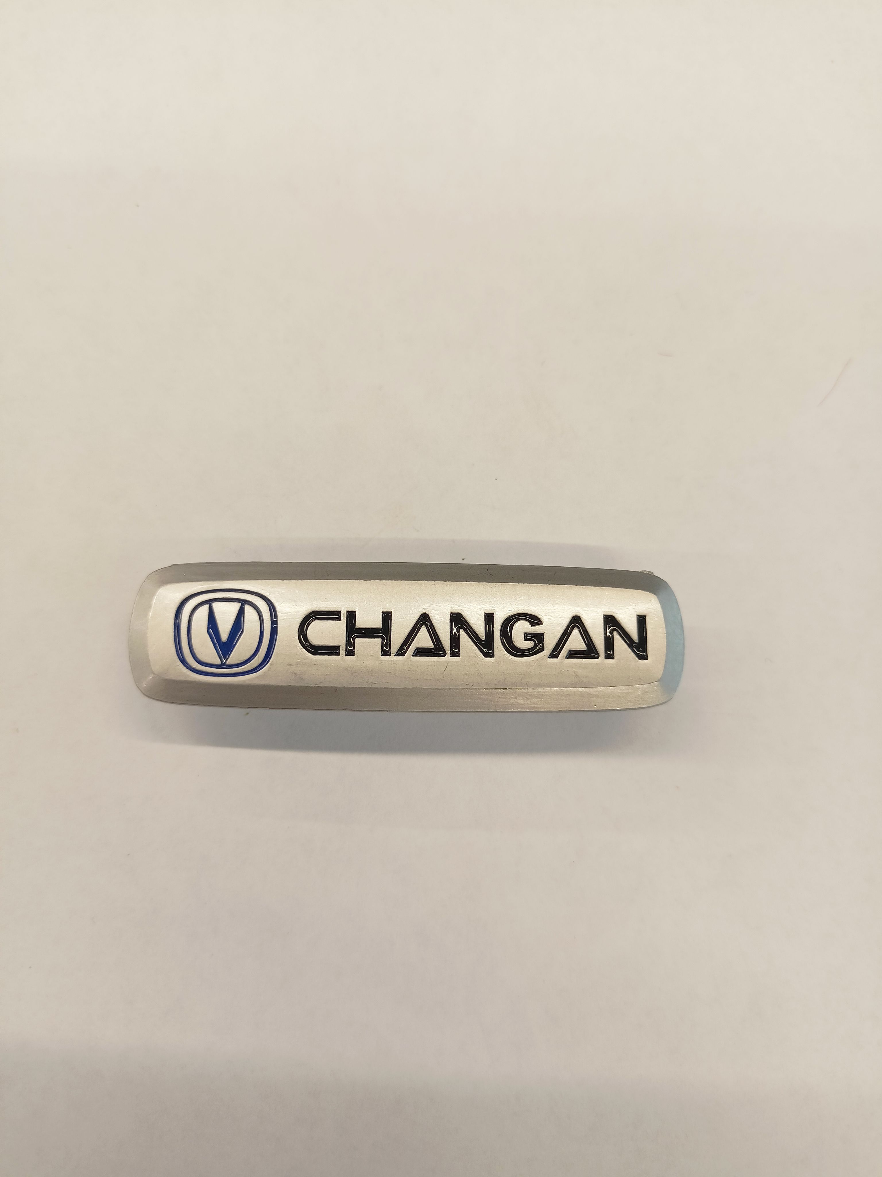 

Логотип с маркой автомобиля для ЭВА ковриков CHANGAN
