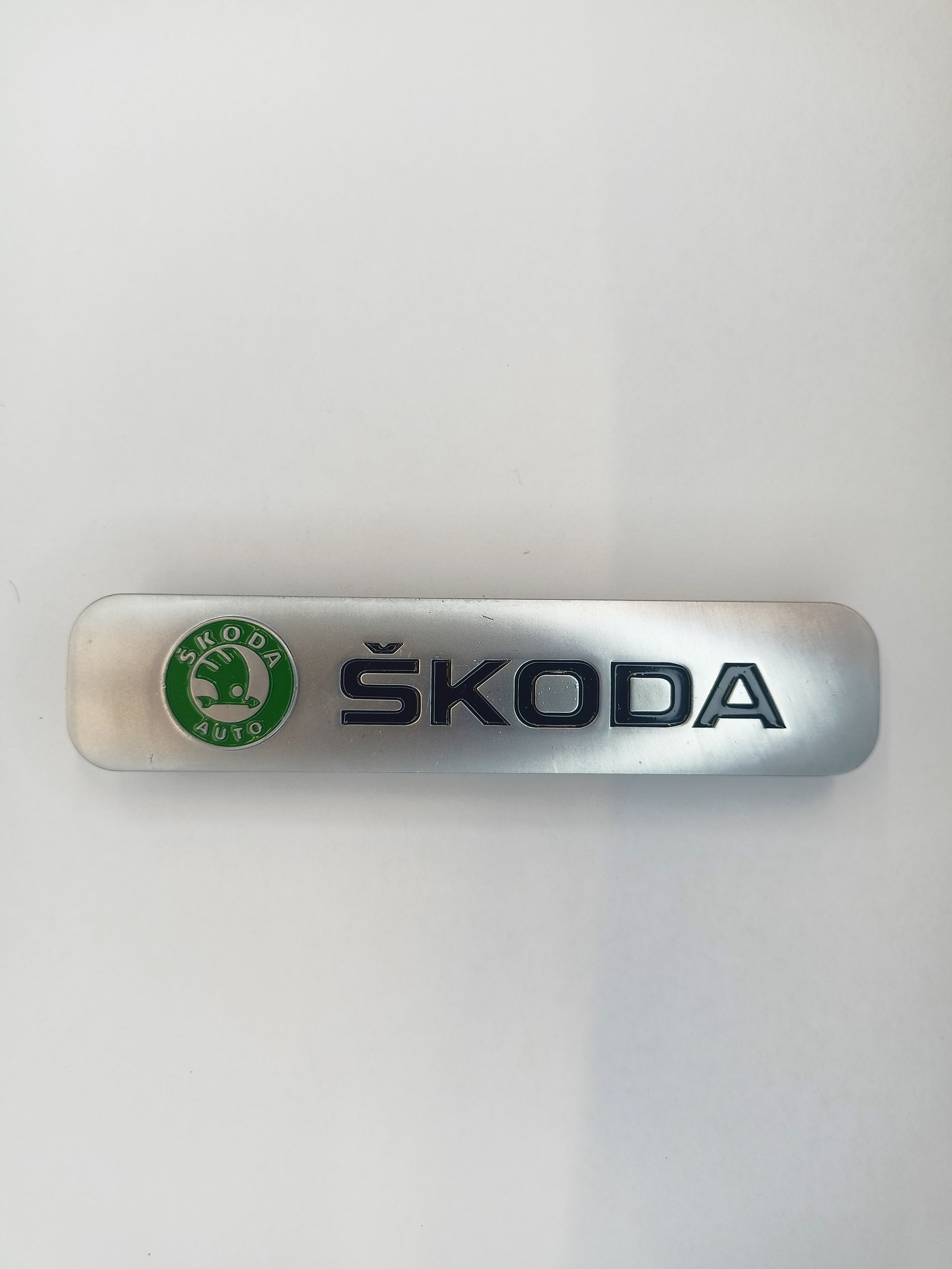 

Логотип для ЭВА ковриков БОЛЬШОЙ, SKODA