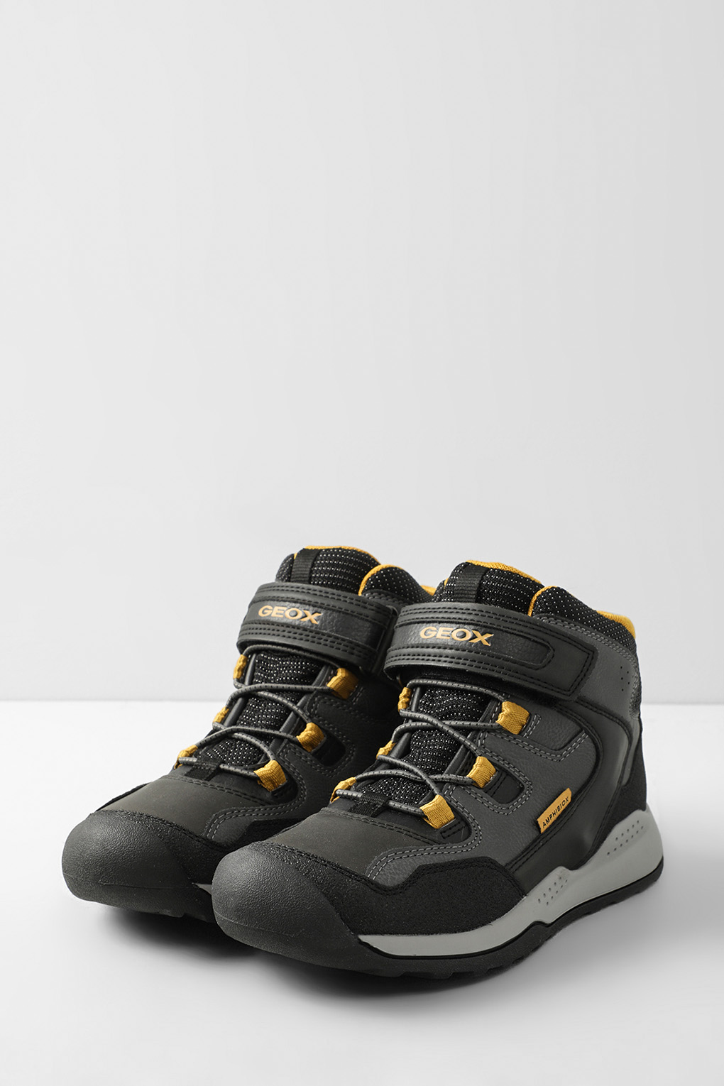 фото Ботинки geox j16aea0fefuc9241 black/dk yellow, 31