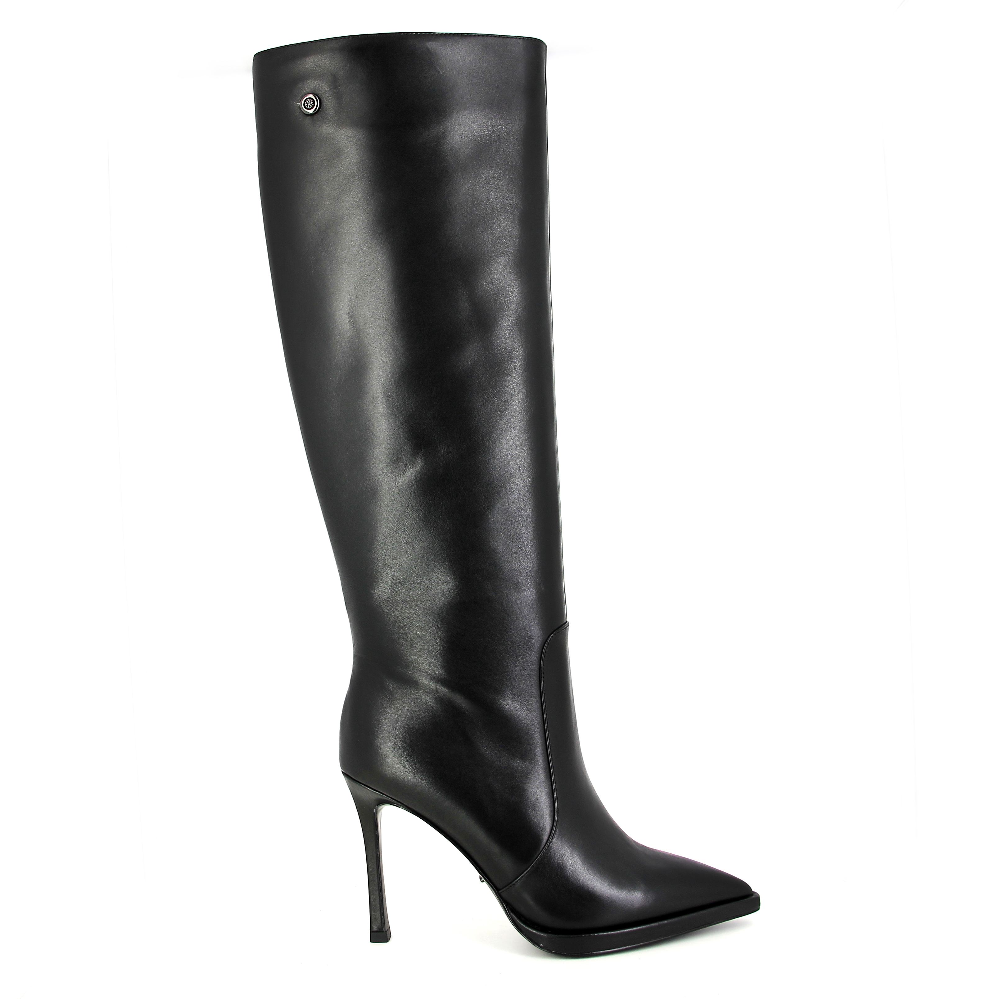 

Сапоги женские Regina Bottini 8913-1605-2R-NP черные 39 RU, 8913-1605-2R-NP