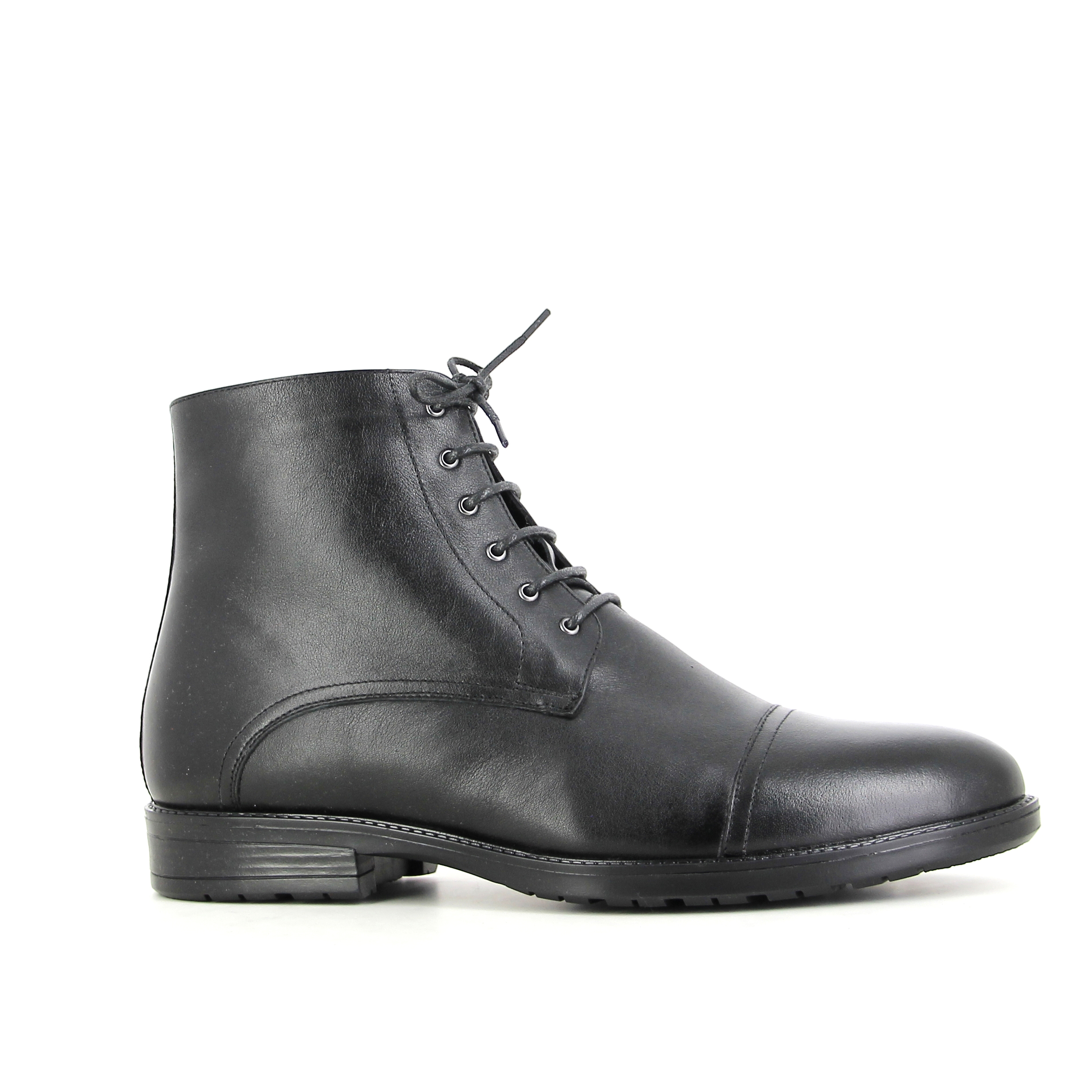 

Ботинки мужской Bochetti 926_RM_black черные 44 RU, 926_RM_black