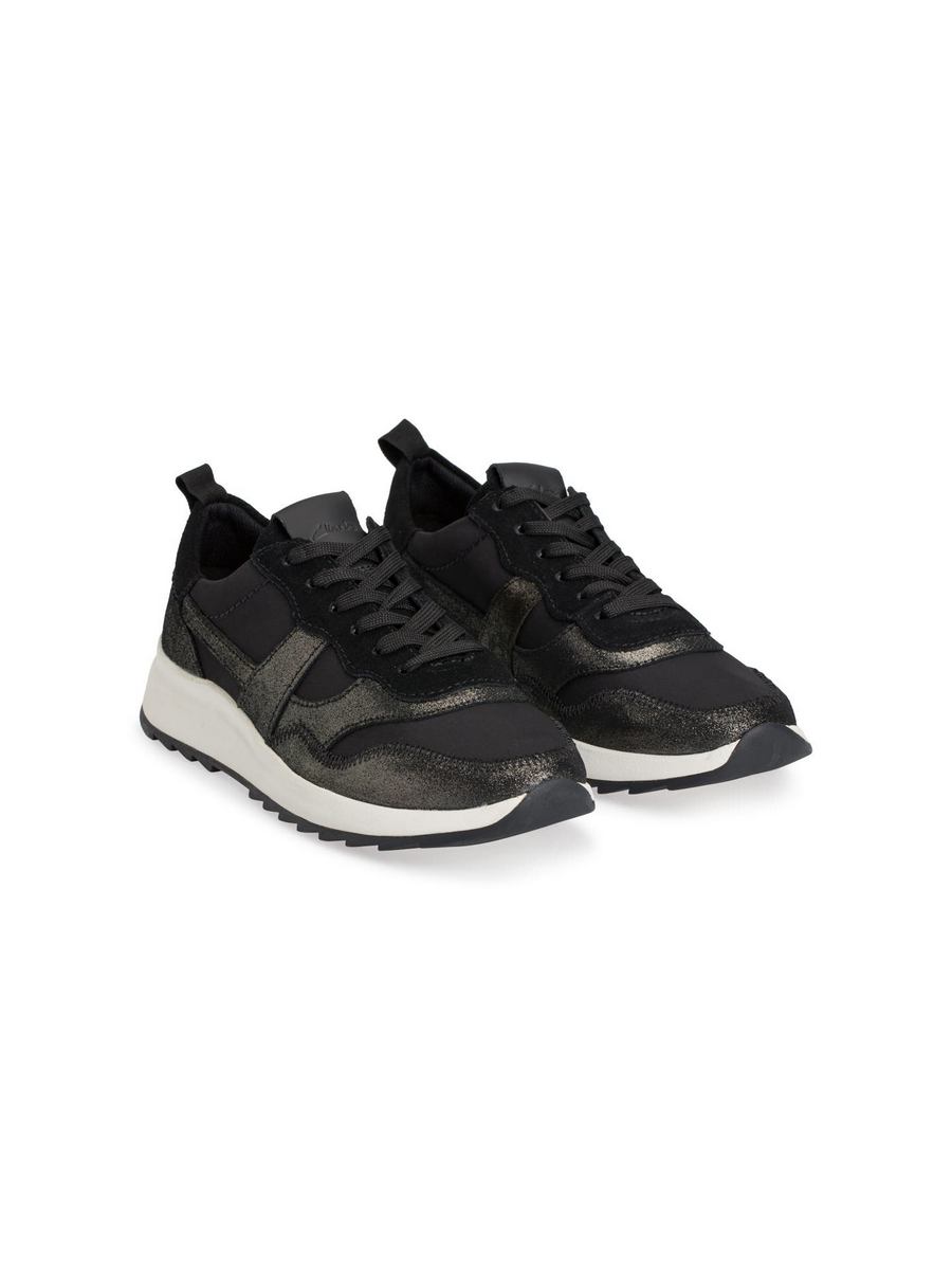 

Кроссовки женские Clarks 1410377 черные 39.5 EU, Черный, 001410377