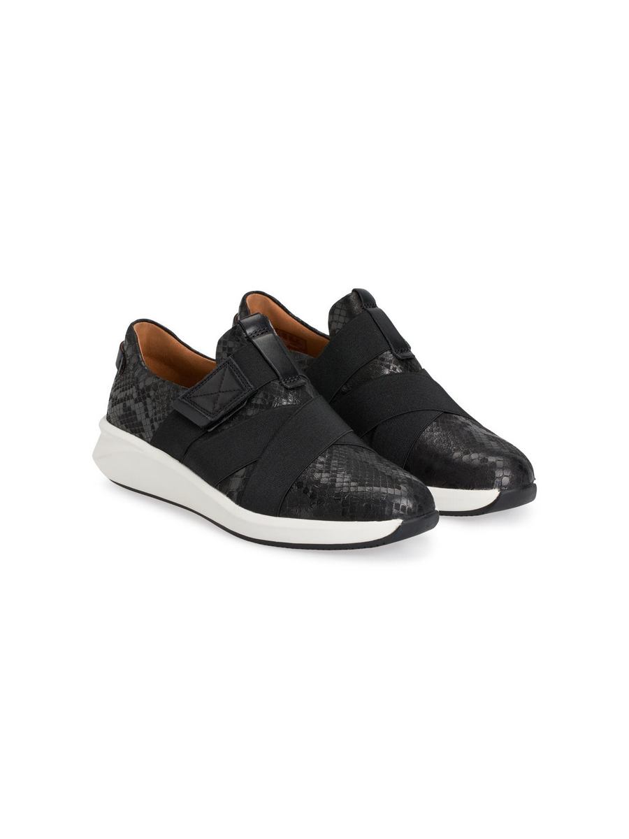 

Кроссовки женские Clarks 1410387 черные 38 EU, Черный, 001410387