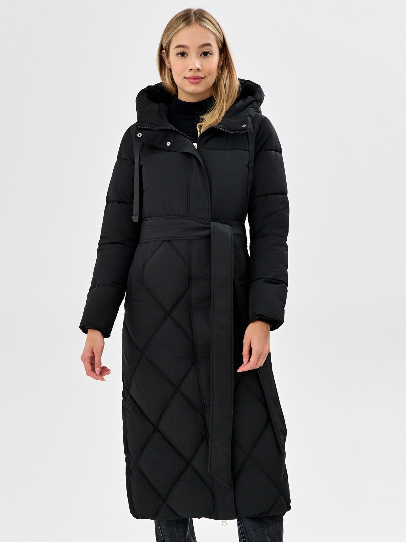 Пальто женское SENDERO 2049/ черное 42 RU