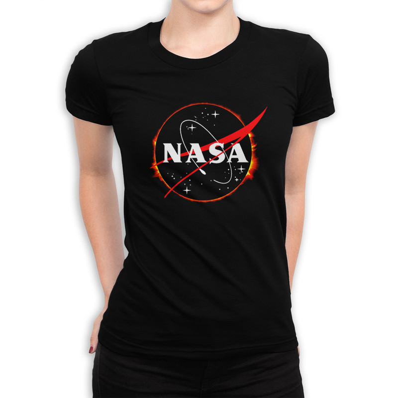 

Футболка женская Dream Shirts NASA черная L, Черный, NASA
