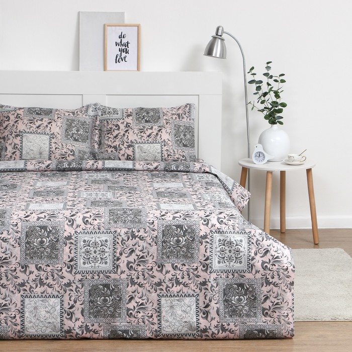 

КПБ 1,5сп Экономь и Я Patchwork 143x215см, 145x214см, 50x70см-1шт, 60г/м2, микрофибра