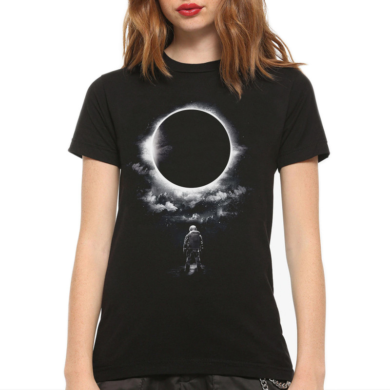 

Футболка женская Dream Shirts Затмение черная XL, Черный, "Затмение"