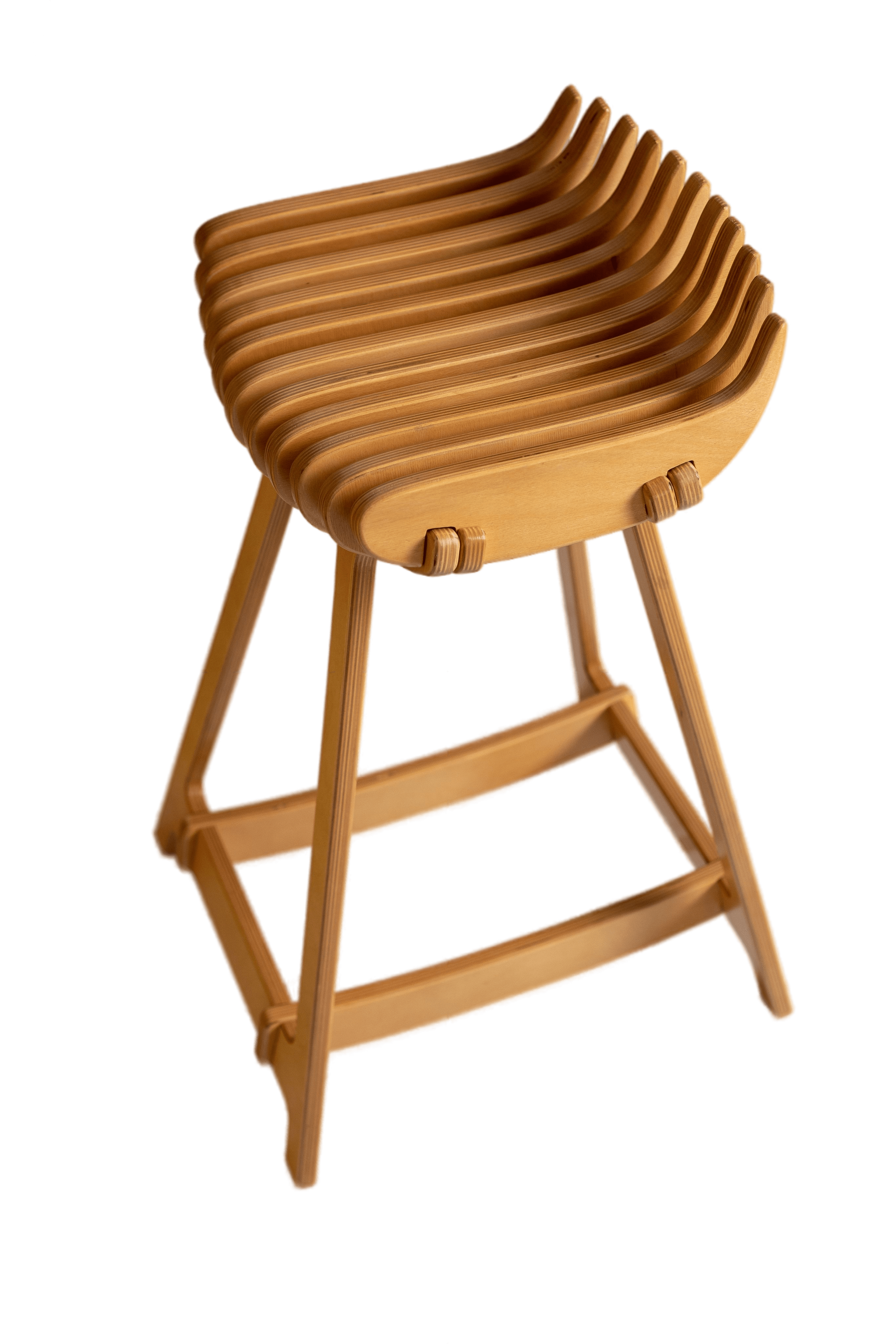 фото Барный стул playwoods из дерева сандал мини