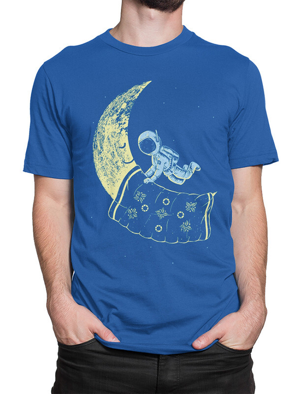 

Футболка мужская Dream Shirts Космонавт и Луна синяя M, Синий, Космонавт и Луна