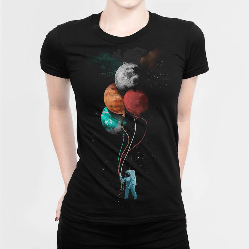 

Футболка женская Dream Shirts Планеты черная S, Черный, Планеты