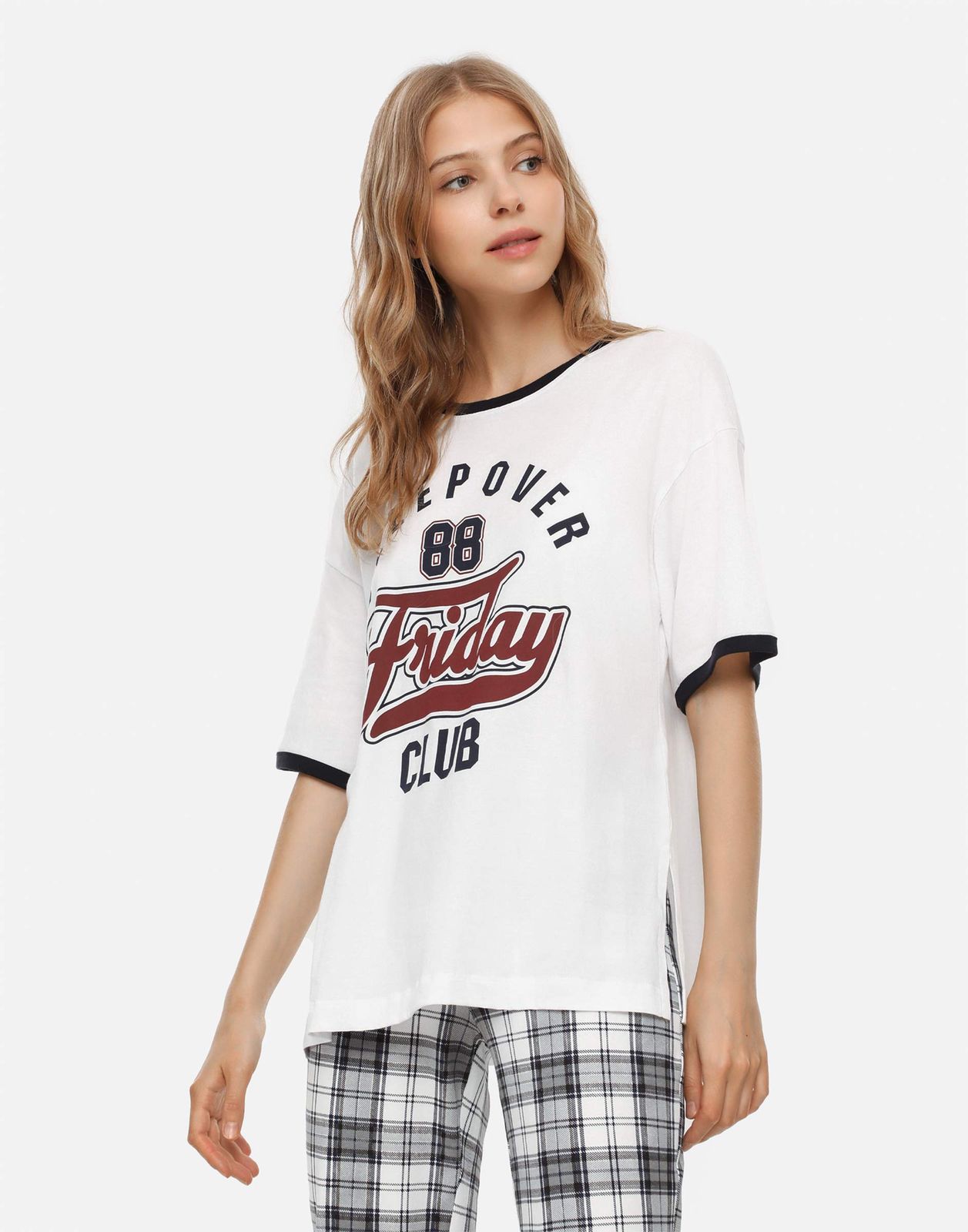 

Футболка женская Gloria Jeans GSL001424 белая XS, Белый, GSL001424