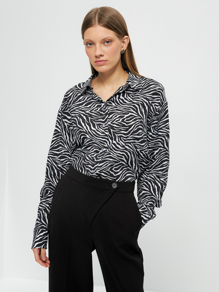 

Блуза женская ZARINA 3224121321 черная S, Черный, 3224121321