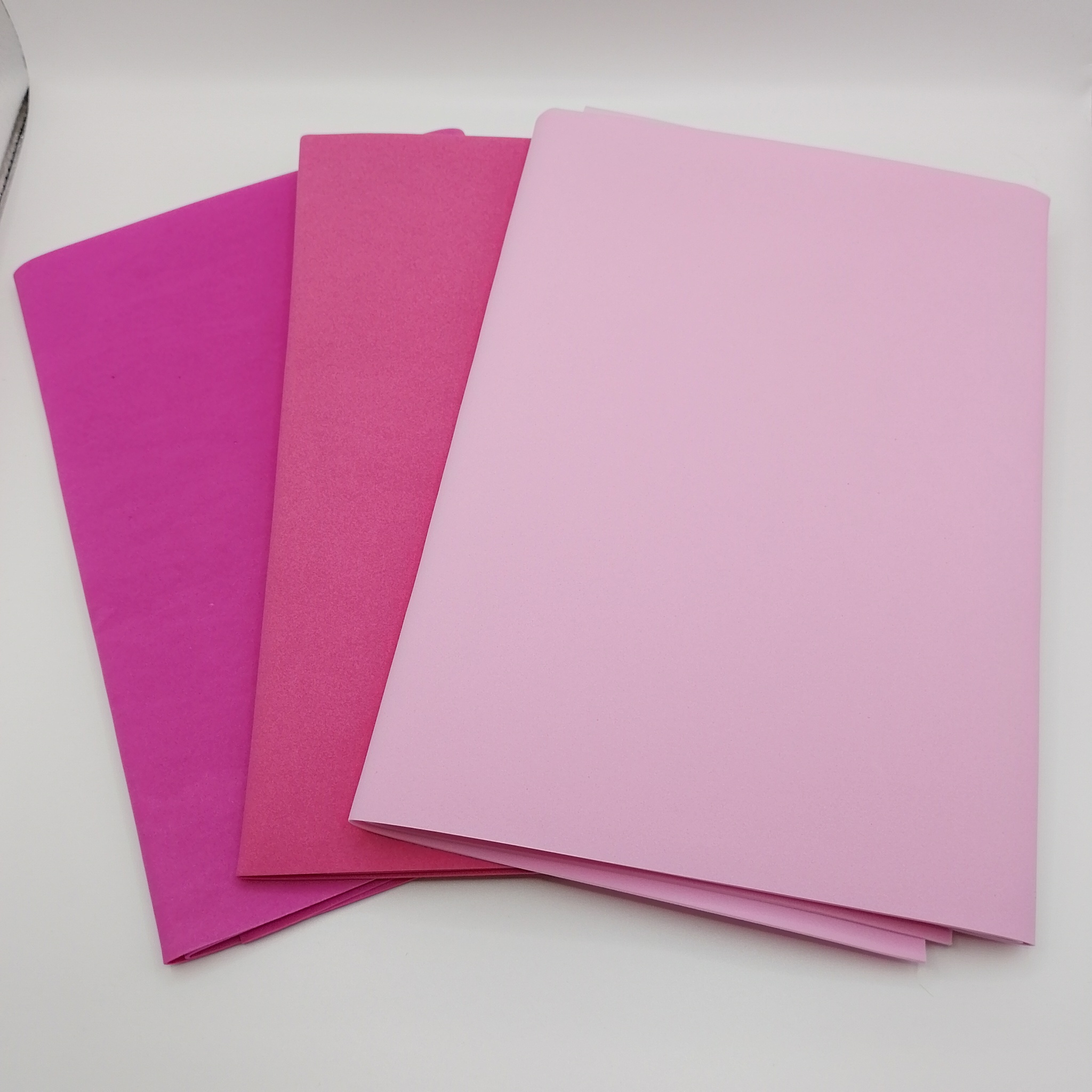 

Фоамиран Оттенки розового 1454а, 1 мм, класс А, 50х50 см, 3шт, Розовый