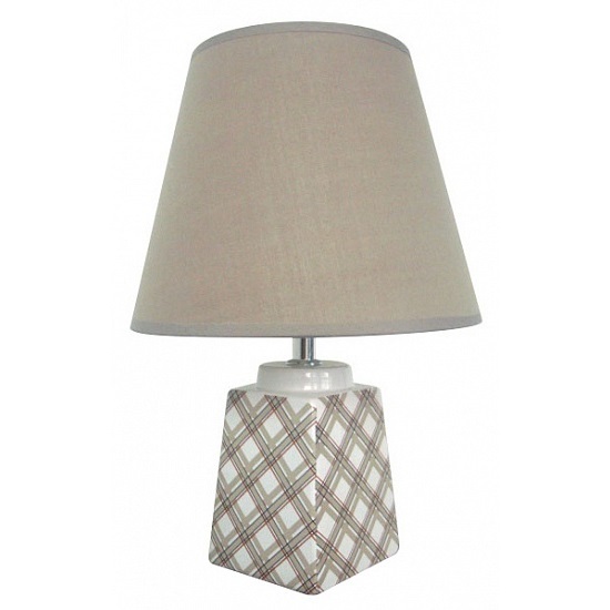 

Настольный светильник Escada 698/1L E27*60W Beige