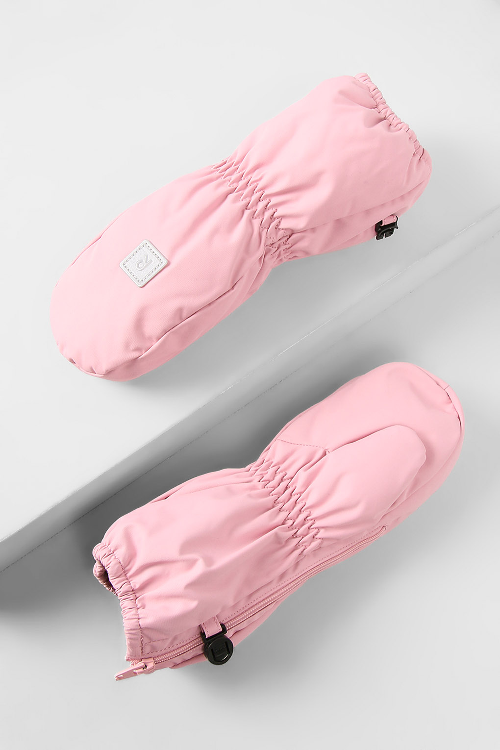 

Варежки детские Reima 5300115A розовый, 002, 5300115A