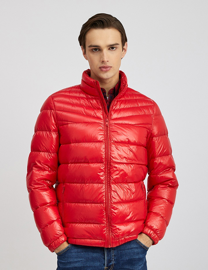 

Куртка мужская United Colors of Benetton 21A_2RQ453HB8 красная XL, 21A_2RQ453HB8