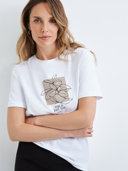 

Футболка женская ZARINA 3225526484 бежевая XS, Бежевый, 3225526484