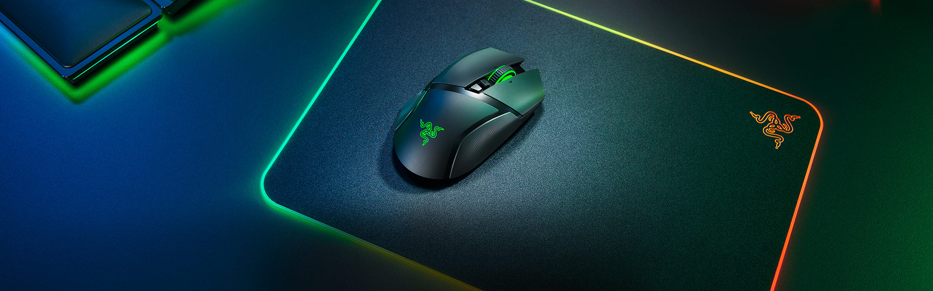 Проводная/беспроводная игровая мышь Razer Basilisk Ultimate Black (RZ01-03170100-R3G1)