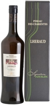 

Вино Lheraud, Pineau des Charentes "Signature" Ugni Blanc, gift box