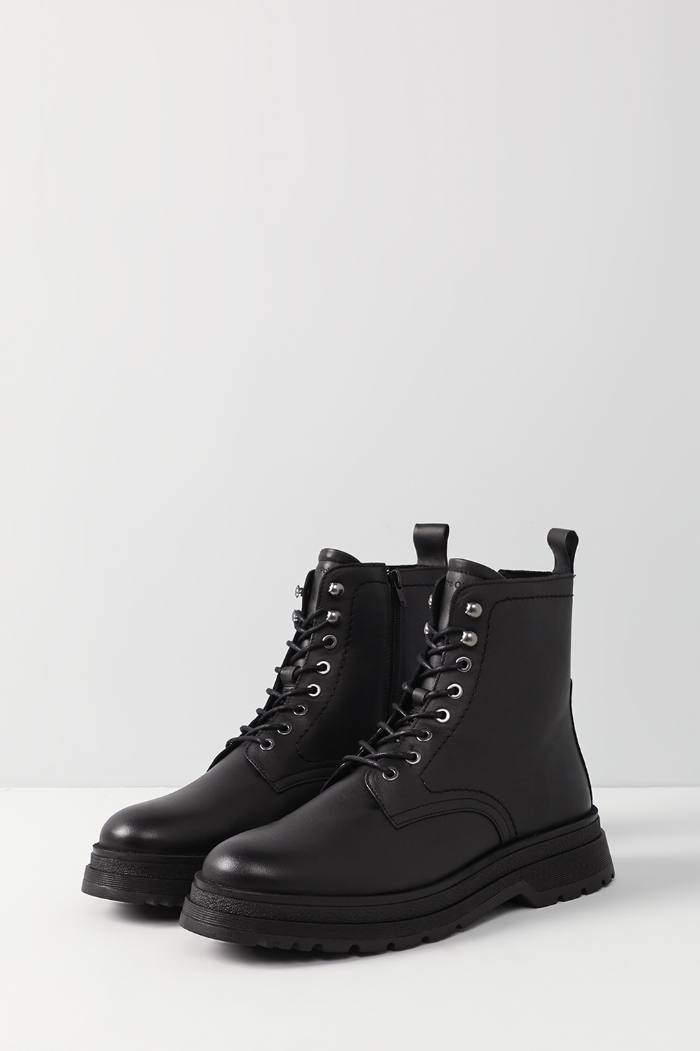 

Ботинки мужские Marc O’Polo 30825896301100 черные 45 EU, Черный, 30825896301100