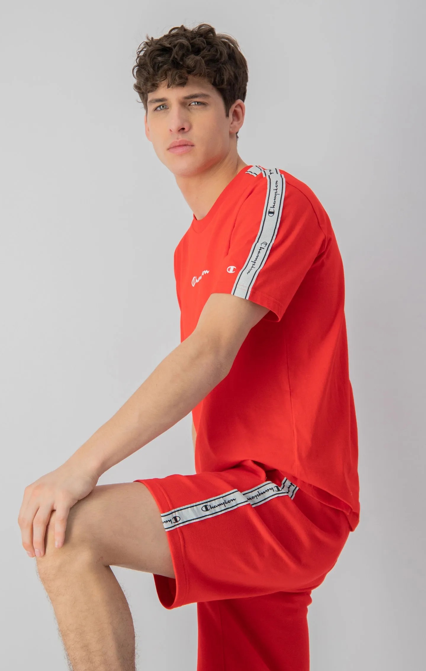 

Футболка мужская Champion Crewneck T-Shirt красная XL, Crewneck T-Shirt